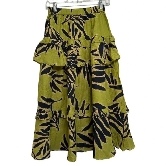 Tanya Taylor NWT’s Hazelle tiered midi skirt. Size small